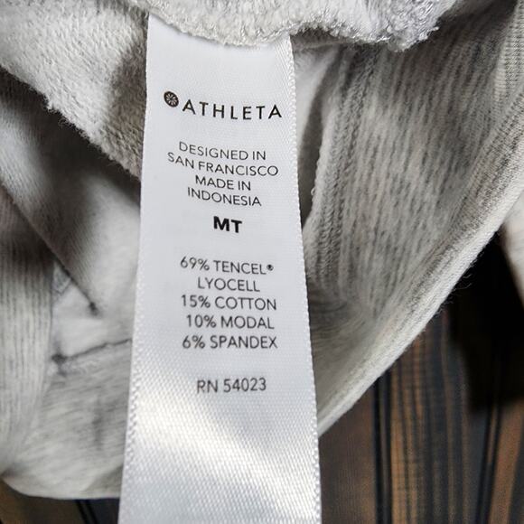 Athleta Studio To Street Sweater Top Gray Size M TALL - Picture 4 of 5